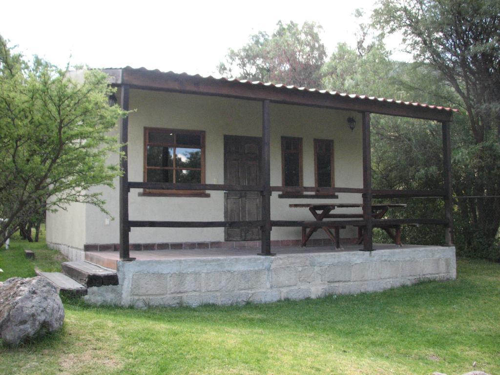 Cabanas Los Pocitos Hostal Celaya  Exterior foto