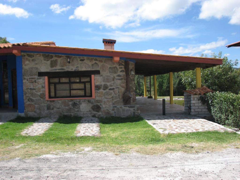 Cabanas Los Pocitos Hostal Celaya  Exterior foto