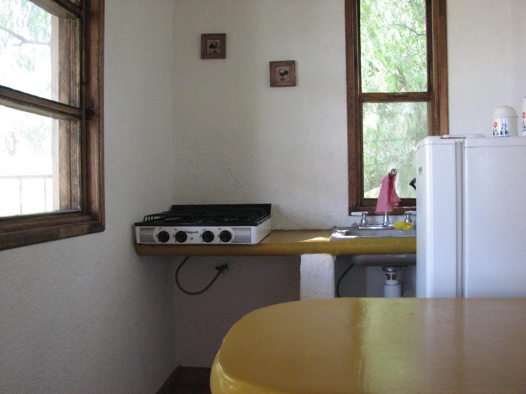 Cabanas Los Pocitos Hostal Celaya  Exterior foto