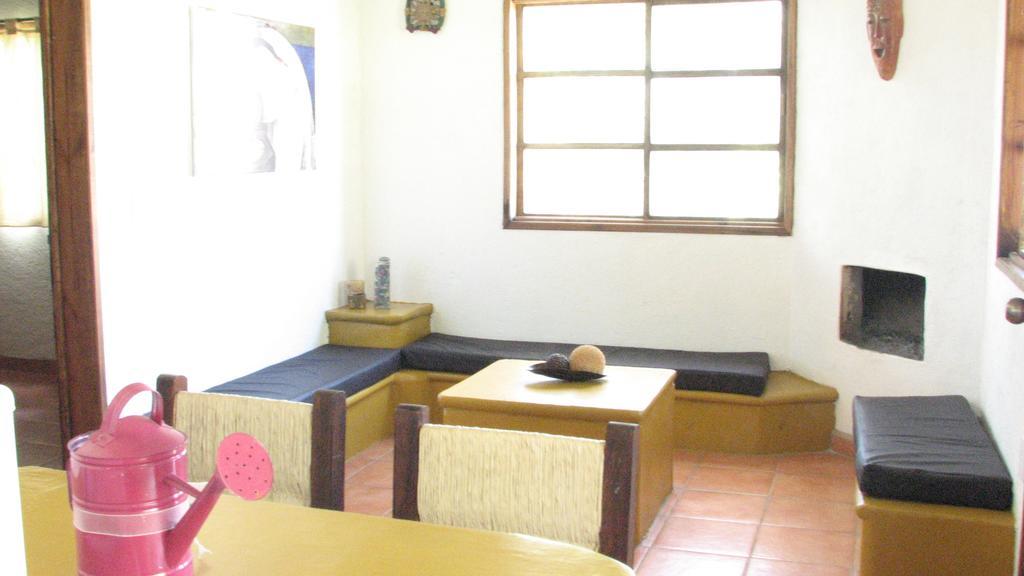 Cabanas Los Pocitos Hostal Celaya  Exterior foto
