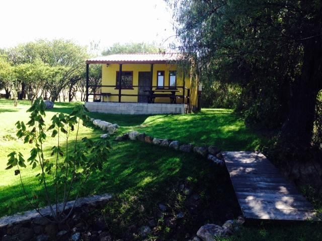 Cabanas Los Pocitos Hostal Celaya  Exterior foto